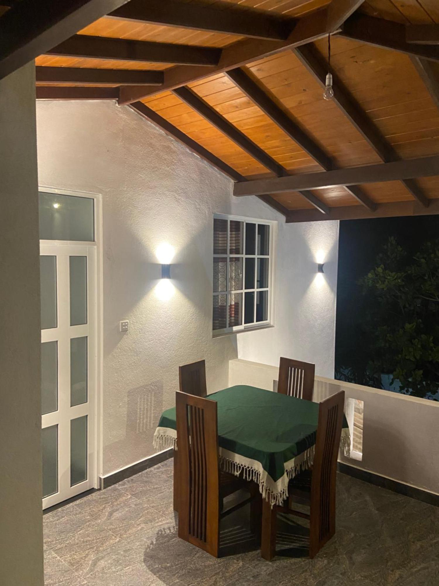 Mirissa Gold Rush Villa מראה חיצוני תמונה
